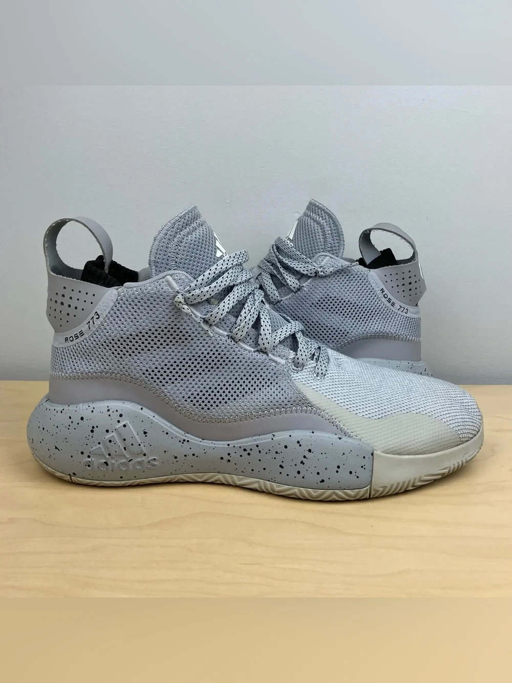 Adidas Men’s Size 12.0 D Rose 773 2020 Halo Silver Athletic Basketball Shoes